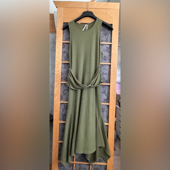 Anthropologie Dresses & Skirts - Anthropologie Olive Jade Green High Low Dress